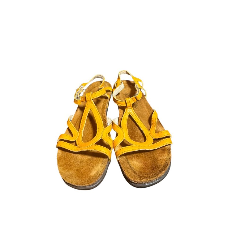 Naot Dorith womens 38 yellow leather sandals
